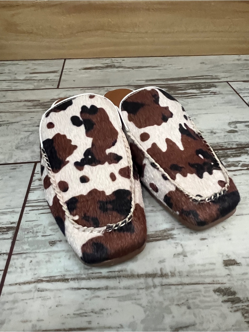 Cow Print Hair Calf Leather Square Toe Mules Womens 8 Low Heel Slip On Slides - Picture 16 of 16